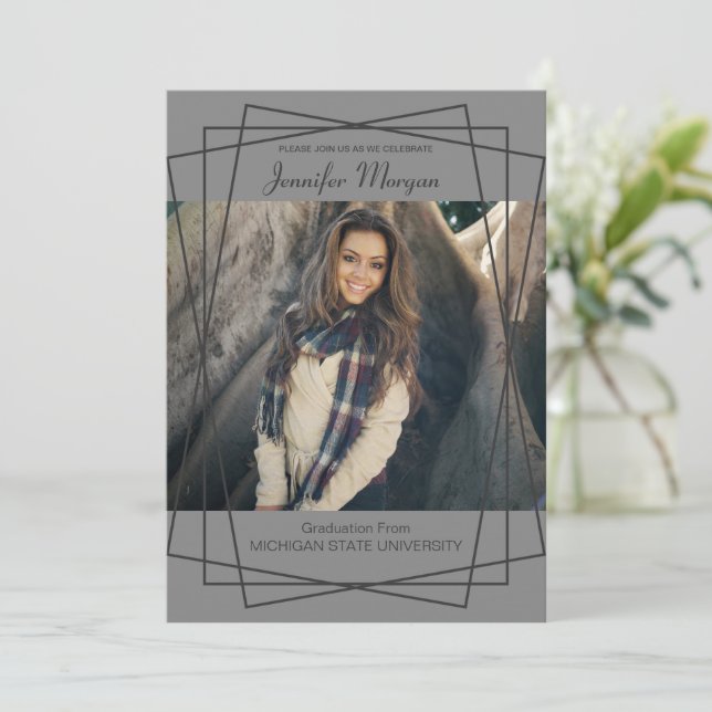 Cadres noirs modernes Photo Graduation Invitation (Debout devant)