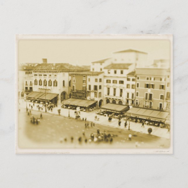 Café à Piazza Bra - Vérone, Italie Carte postale (Devant)