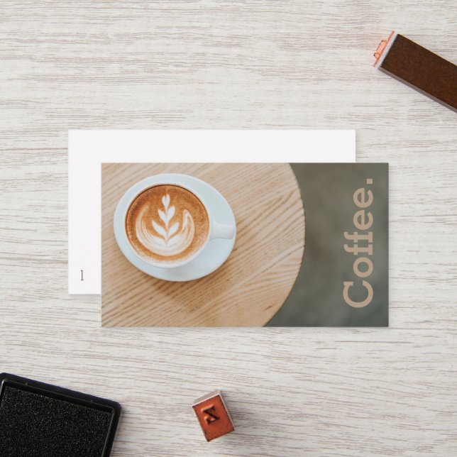 Café de conception sur le café simple de fidélité (Devant/Arrière en situation)