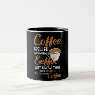 Café épelé à l'envers Mug de café à deux tons