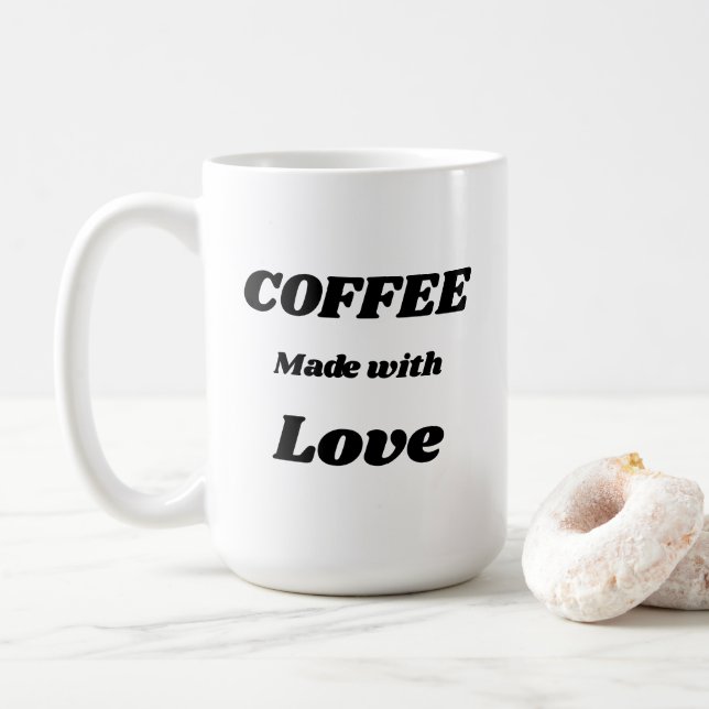 Café fait avec la tasse d'amour (Avec donut)