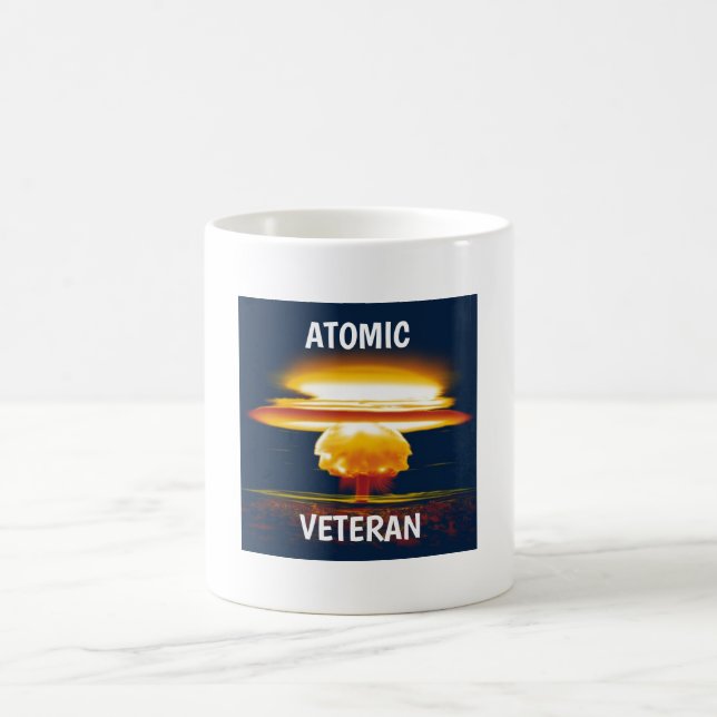 Café Mug pour un vétéran de l'aviation avec nuage  (Centre)