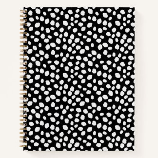 Cahier à motif tacheté noir et blanc
