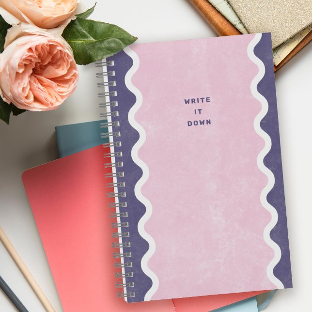 Cahier à spirale lignes ondulées rose violet (Créateur téléchargé)