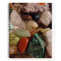 Cahier de papier et de roche