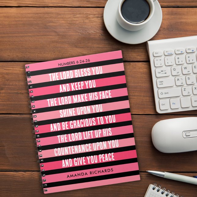 Cahier de prière rayé rose (Créateur téléchargé)