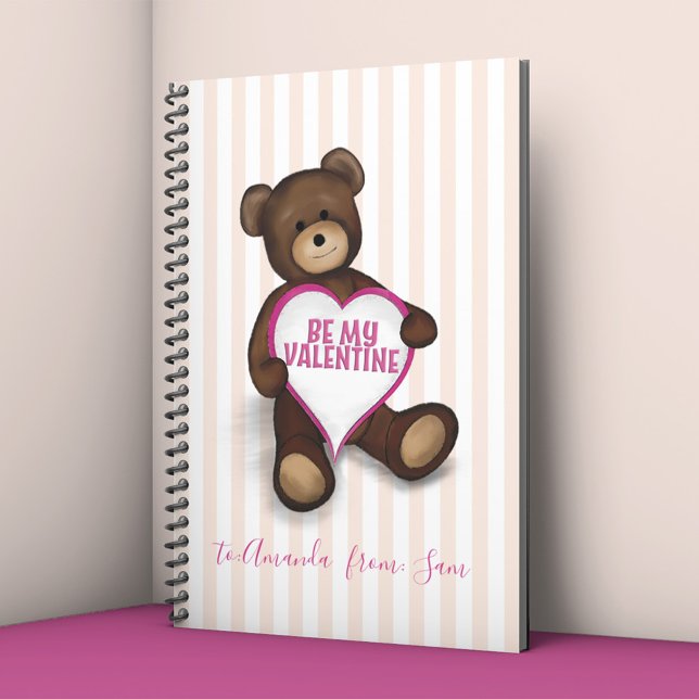 Cahier Ourson Mignon pour la Saint-Valentin (Cute teddy bear Valentine notebook holding heart with Be My Valentine message.)
