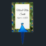 Cake Topper Mariage Peacock coloré<br><div class="desc">Rien ne dit que l'occasion de prendre une photo à une réception de mariage est plus que le couple heureux qui coupe son gâteau. Oui, le couple qui craque joyeusement un morceau de gâteau chargé de givrage dans la bouche de l’autre donne des possibilités de photo, mais le gâteau ne...</div>