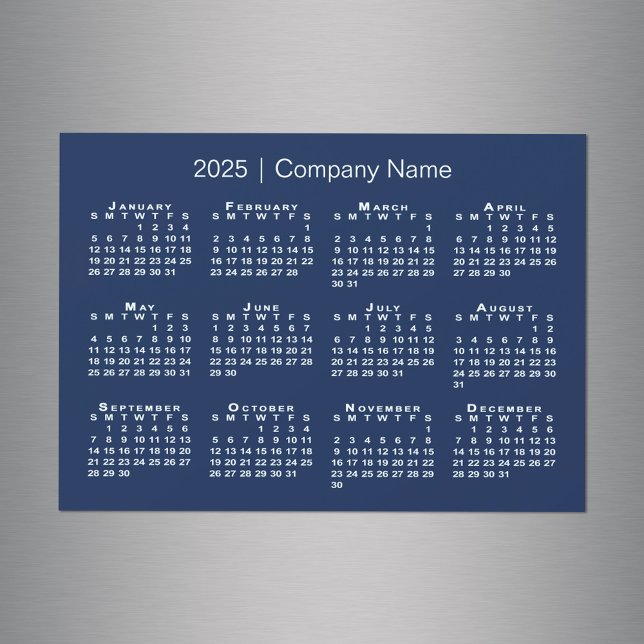Calendrier 2025 avec nom de l'entreprise Marine Bl (2025 Calendar with Company Name Navy Blue Magnet, in situ)