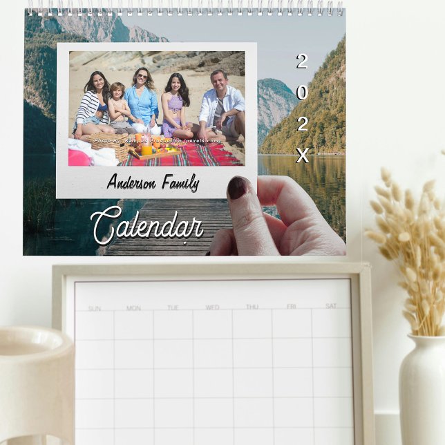 Calendrier 2025 Modern Trendy Family Add Photos Custom Simple (Créateur téléchargé)