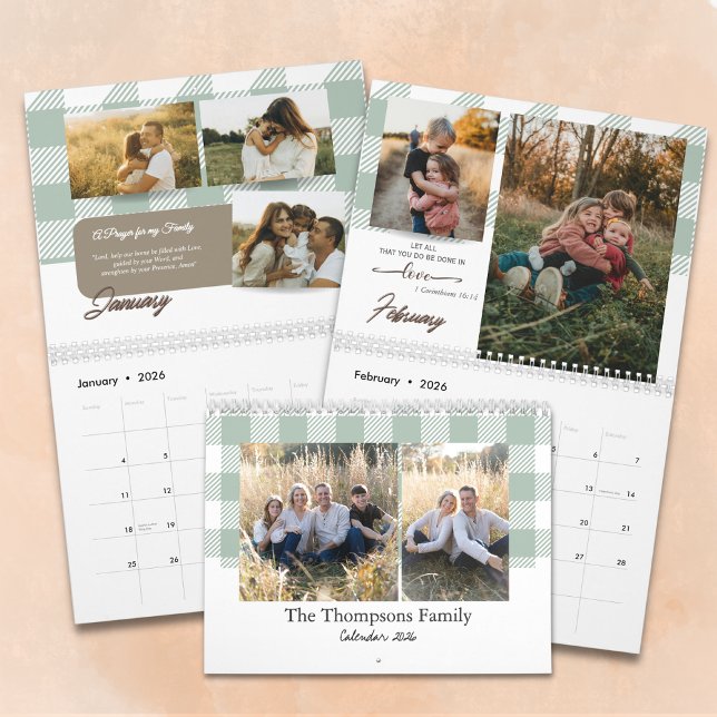 Calendrier Bible Verse Sage Green Buffalo Plaid Family Photo (Créateur téléchargé)