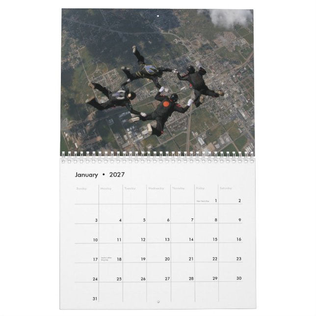 Calendrier Kaléidoscope : Une équipe du parachutisme 4way (Jan 2027)