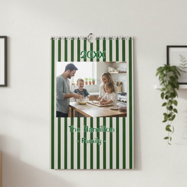 Calendrier Personalized 20XX Wall Calendar - Green Striped  (Créateur téléchargé)