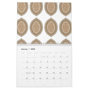 Calendrier Un tapis rectangulaire avec un motif géométrique c