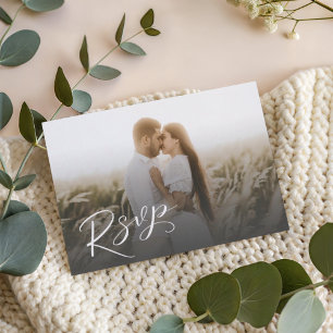 Calligraphie blanche moderne et RSVP photo