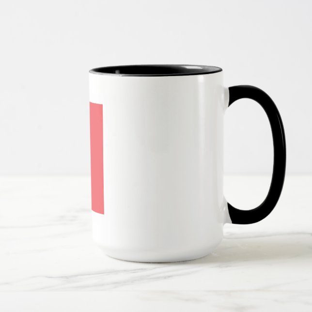 Calmez calment vers le bas vers le bas la tasse (Droite)