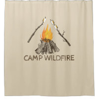 Campire avec griller le rideau en douche de