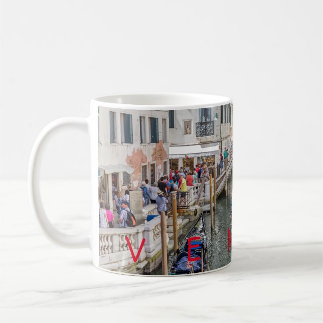 Canal de Venise et tasse de café de pont (Gauche)