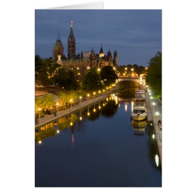 Canal Rideau et édifices du Parlement à la nuit (Devant)