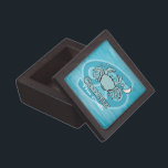Cancer Le crabe boîte cadeau d'eau zodiaque<br><div class="desc">Cancer Le crabe Grecque astrologie boîte cadeau horoscope avec symboles cancéreux. Le quatrième signe du cancer du zodiaque du 22 juin au 22 juillet. Dirigé par la lune. Uniquement dessiné et dessiné par Sarah Trett.</div>