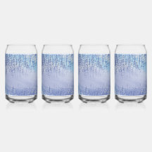 Verre à boire avec éclaboussures de peinture abstr
