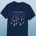 Capitaine de bateau à voile T-shirt personnalisé<br><div class="desc">Bateaux à voile courent sur une mer étincelante. Un design nautique amusant pour tous ceux qui aiment la voile. Art original de Nic Squirrell. Modifiez le nom pour customiser.</div>