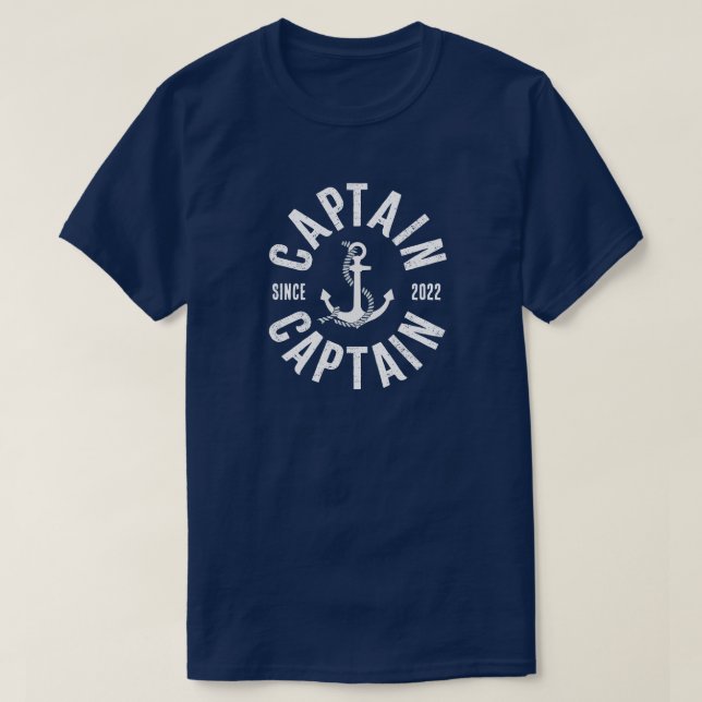 Capitaine depuis 2022 T-shirt (année personnalisée (Design devant)