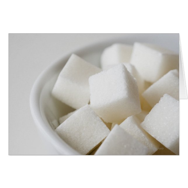 Capture de studio de cubes de sucre dans un bol (Devant horizontal)