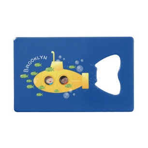 Caricature de poisson sous-marin jaune mignon