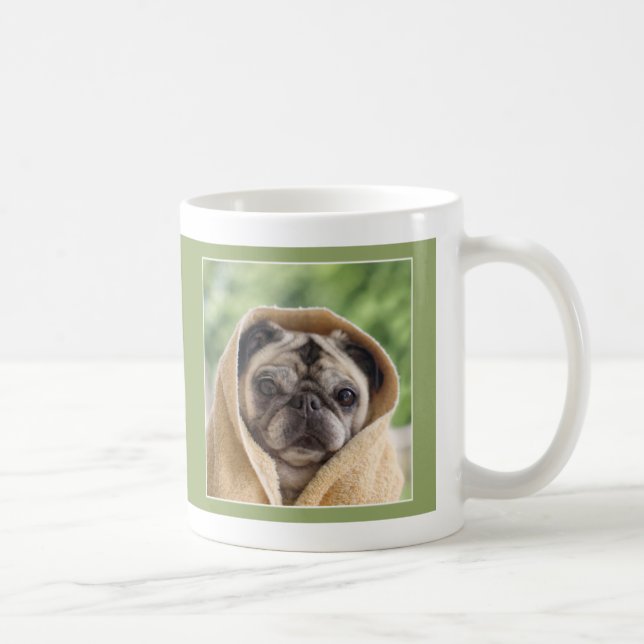 Carlin couvert dans la tasse de carlin d'amour par (Droite)