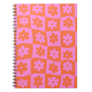 Carnet à damiers Fleurs roses et oranges rétro déformées