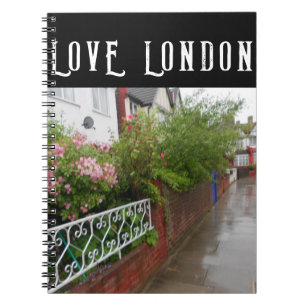 Carnet A London Street et pluie l'Angleterre