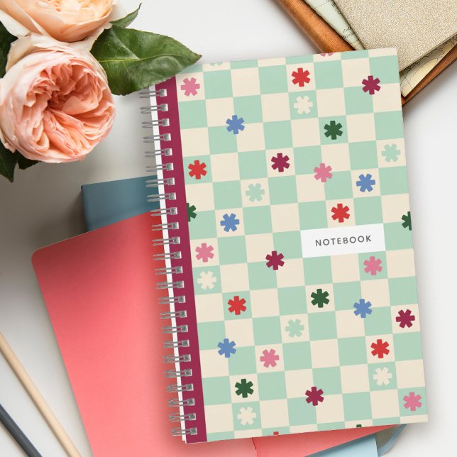 Carnet à motifs damier menthe étoiles fleurs (Créateur téléchargé)