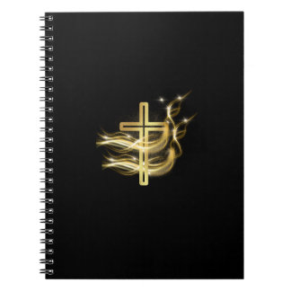 Carnet à reliure spirale noire avec croix dorée