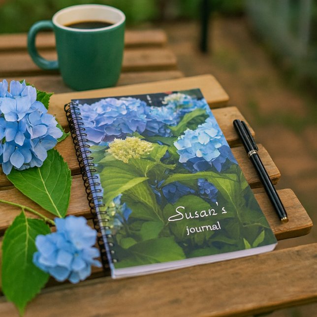 Carnet à spirale photo Nikko Blue Hydrangea Fleur (stay organized with a garden journal.  This journal features an original photo of blue Hydrangeas)