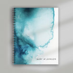 Carnet Arrière - plan Aqua Blue Watercolor<br><div class="desc">Ce carnet a un arrière - plan d'aquarelle bleu aqua et peut être personnalisé avec votre nom. La copie peut être modifiée et vous pouvez modifier la couleur et la police.</div>