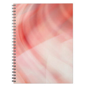Carnet arrière - plan rouge et rose abstrait avec anneaux