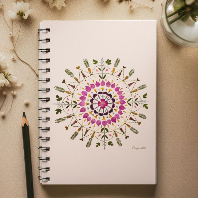 Carnet Art de fleurs pressées par S. Frigui d'après l'ori (Créateur téléchargé)