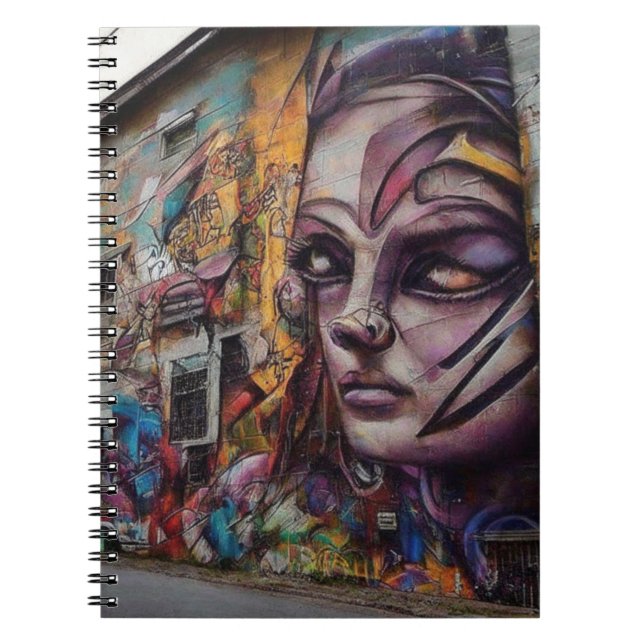 Carnet Art urbain sur bâtiment abandonné (Devant)
