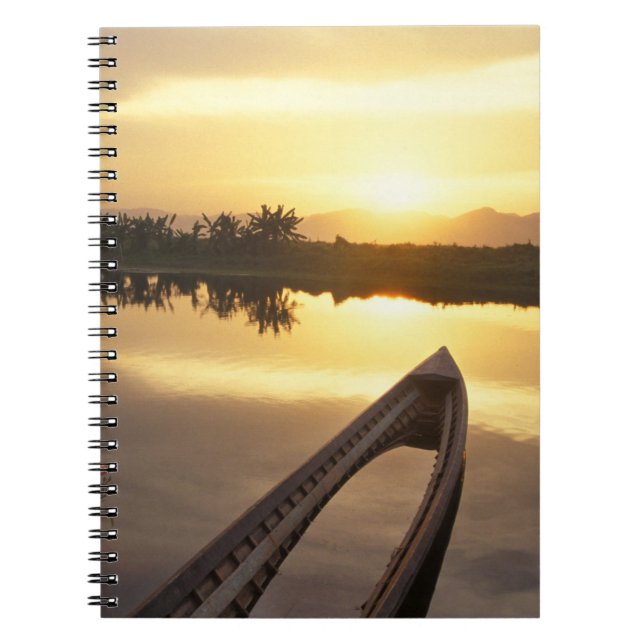 Carnet Asie, Birmanie (Myanmar) Bateau de pêche coulé (Devant)