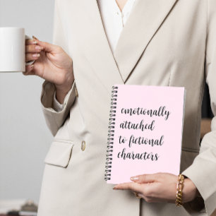 Carnet Attaché Émotionnellement À Des Caractères De Ficti