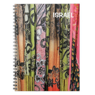 Carnet avec des rayures colorées en Israël