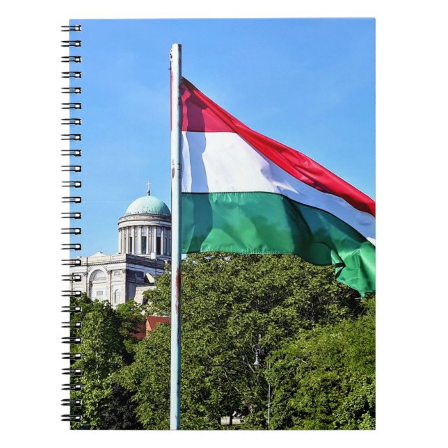 Carnet Basilique d'Esztergom et drapeau hongrois (Devant)