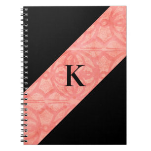 Carnet Batik rose de corail et monogramme noir
