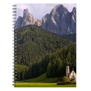 Carnet Belle église isolée et solitaire appelée Rainui 2