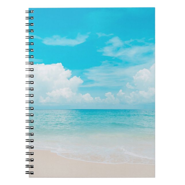 Carnet Belle plage tropicale avec ciel bleu et c blanc (Devant)