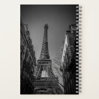 Carnet black and white eiffel tower photo