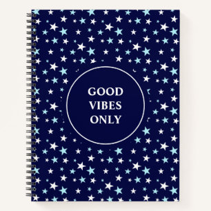 Carnet Bleu clair et étoiles blanches sur fond bleu marin