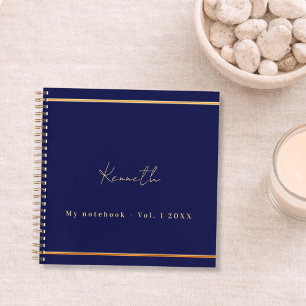 Carnet Bleu marine or nom script minimaliste