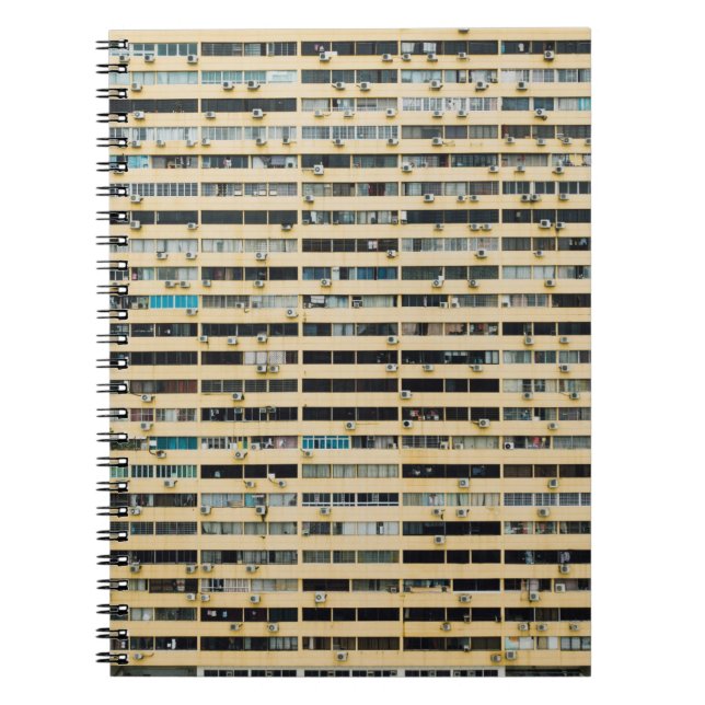 Carnet Brown and white concrete building (Devant)